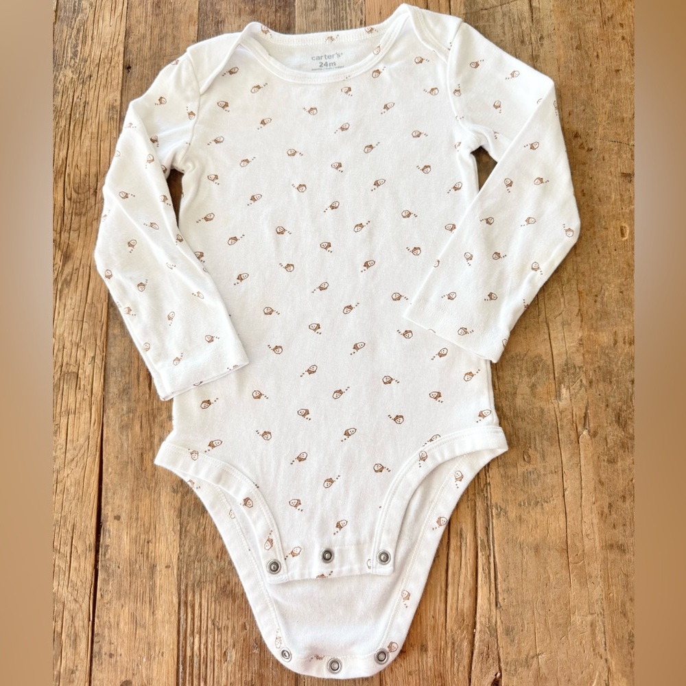 Carter’s 100% Cotton Long Sleeve Acorn Onesie 24mos
